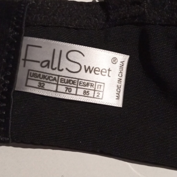 Sz 32 Ribbon Laced Push Up Bra Foam Padded Formed Cups - Picture 9 of 10